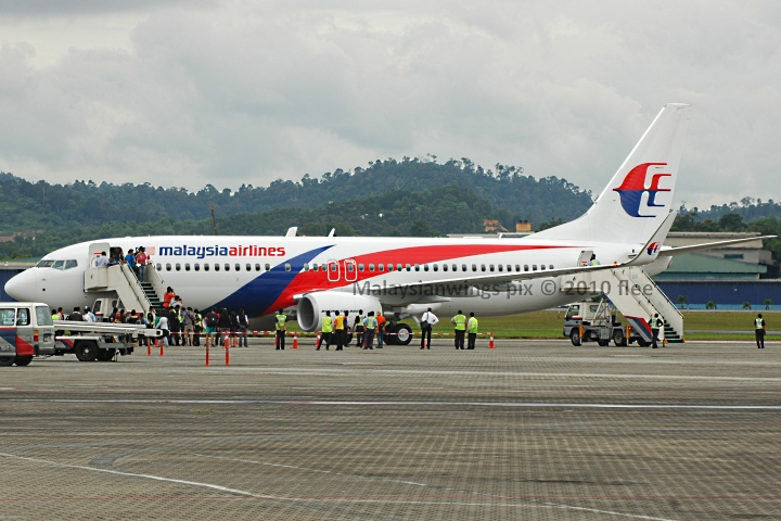 MalaysiaAirlines_9M-MXA_delivery_00[MW].jpg
