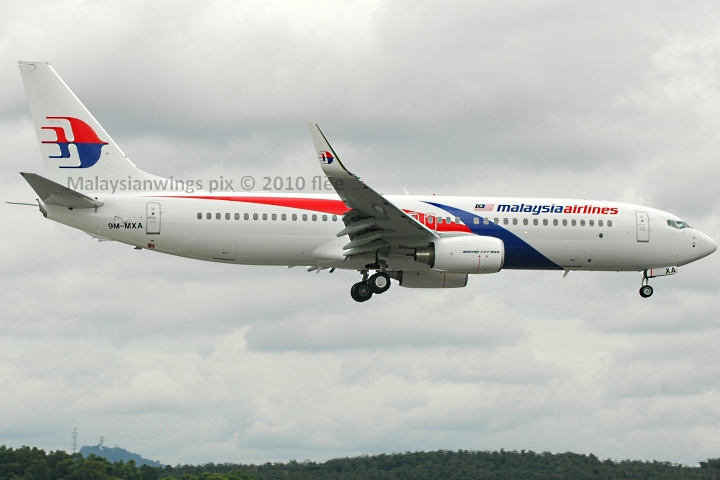 MalaysiaAirlines_9M-MXA_delivery_01[MW].jpg